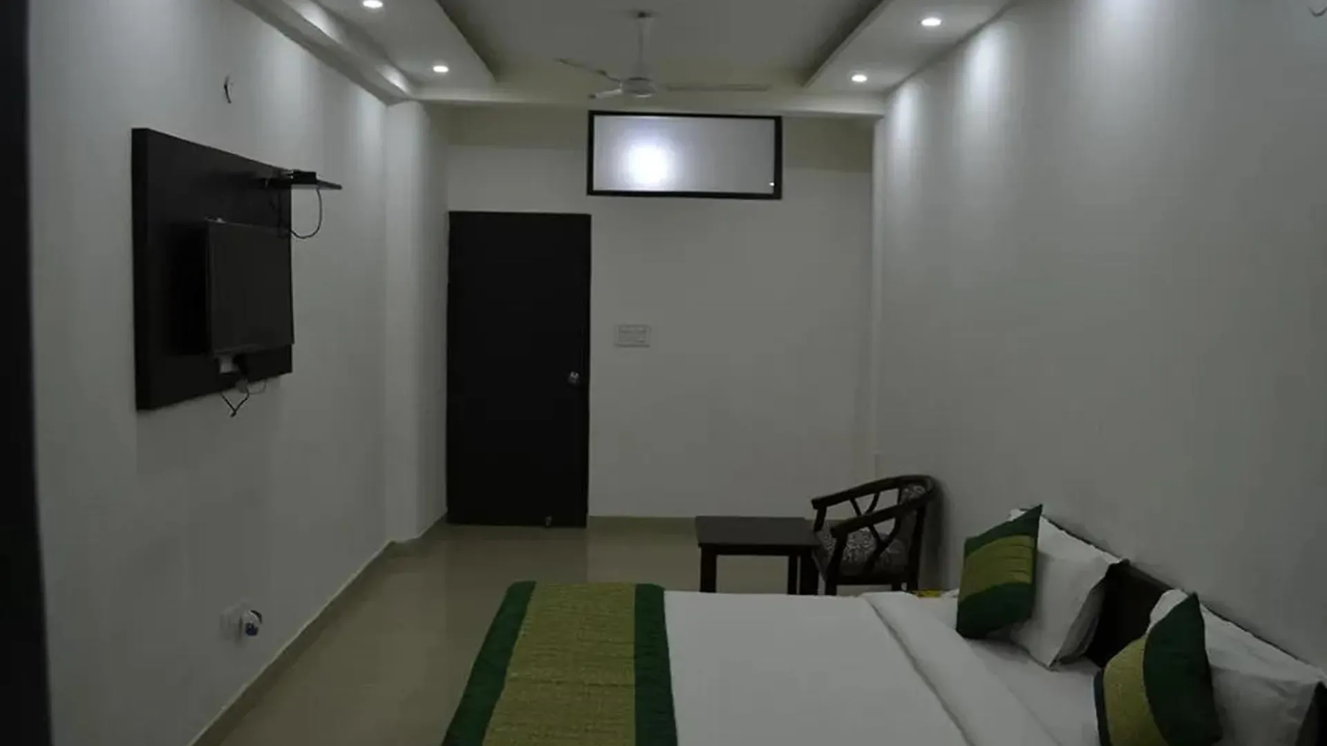 **** Hotel Aravali Residency B&B New Delhi India