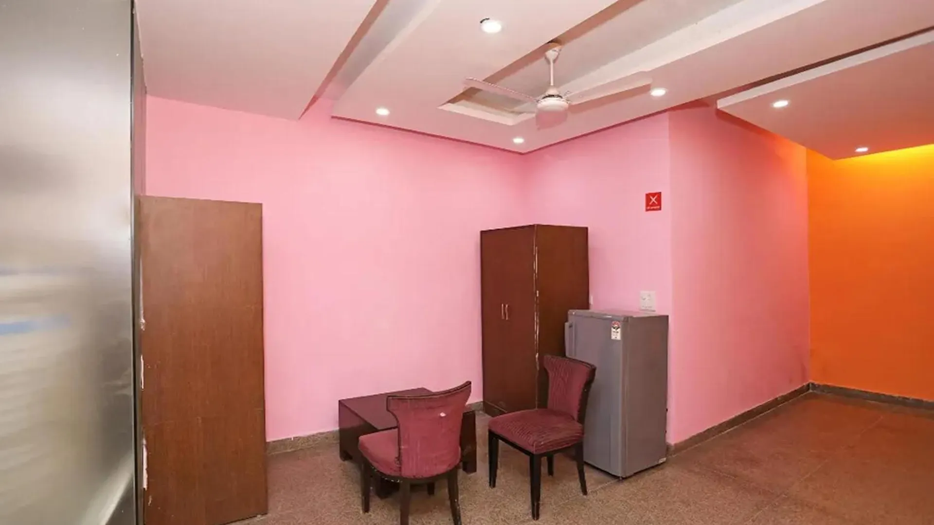 Aravali Residency B&B New Delhi 4*,